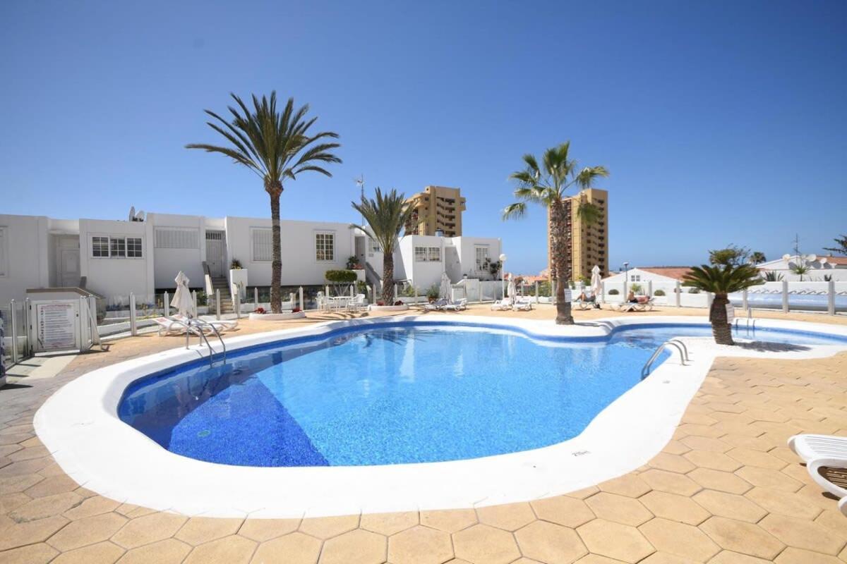 Azahara Playa 45 - One Bed Апартаменты Лос Кристианос